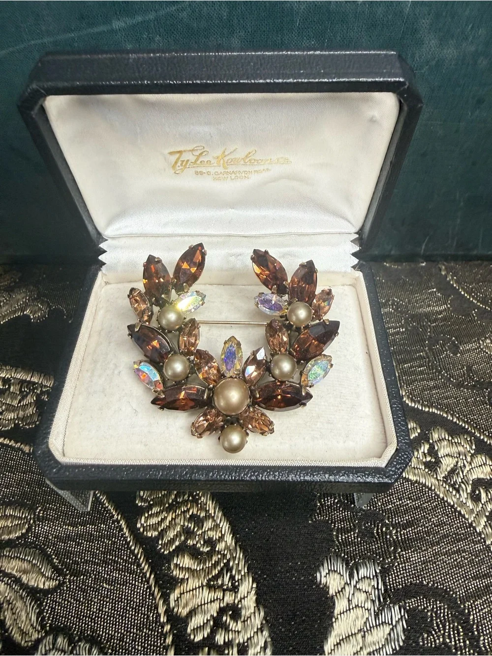 VTG Regency Topaz & Brown AB Rhinestone Floral Brooch with Pearls